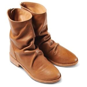 Beek Ostrich Slouch Saddle Boots Sz 8.5 Caramel
